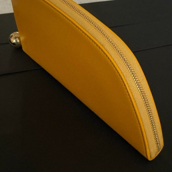 Burberry Women's Mimosa Orange Leather Large Shield Wallet - Picture 8 of 16